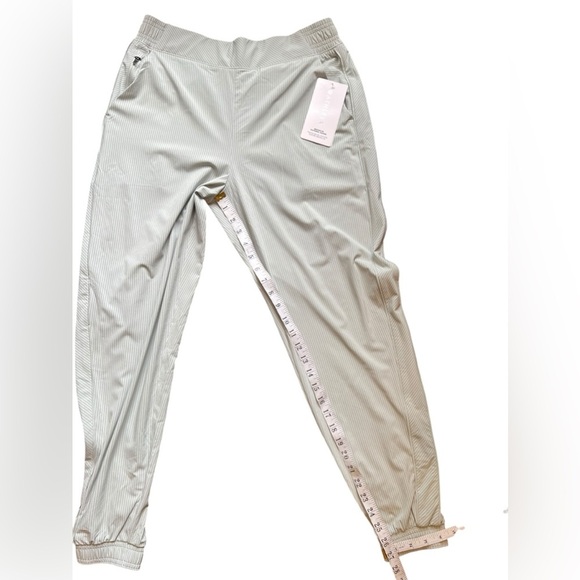 ATHLETA Womens Brooklyn Ankle Pant Lightweight Textured Jogger Active Size 10 - Picture 9 of 12